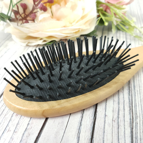 Wooden Hair Brush - Script Name